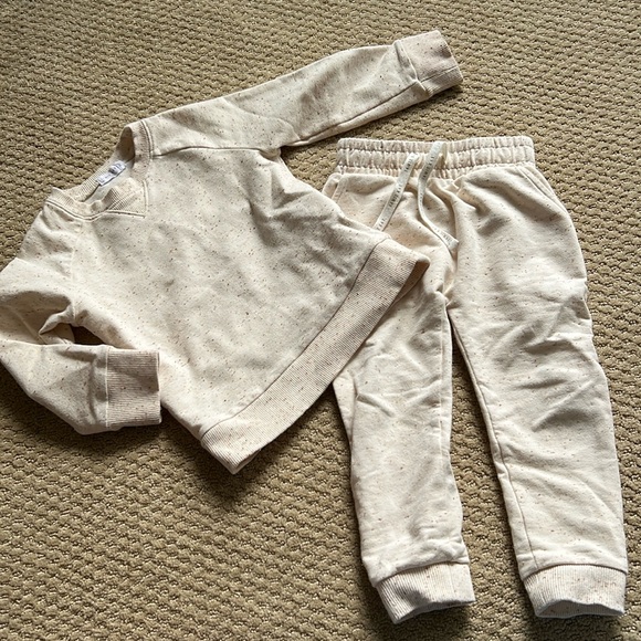 Matching set - Picture 1 of 5